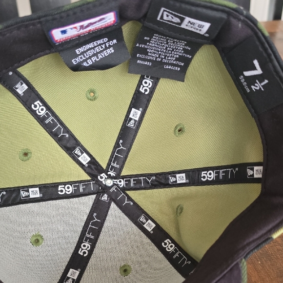 New Era NY Yankees Hat - Picture 9 of 12